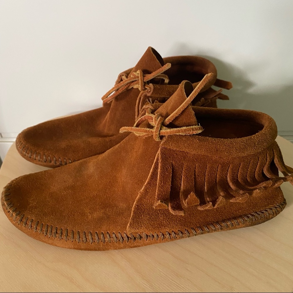 Minnetonka Classic Fringe Softsole Boot